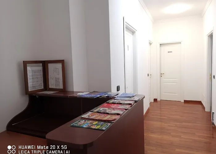 Gæstehus Station Group - Via Sammartini 15