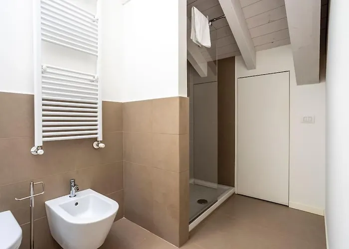 Duomo-central Station Self Check-in In The * Milán