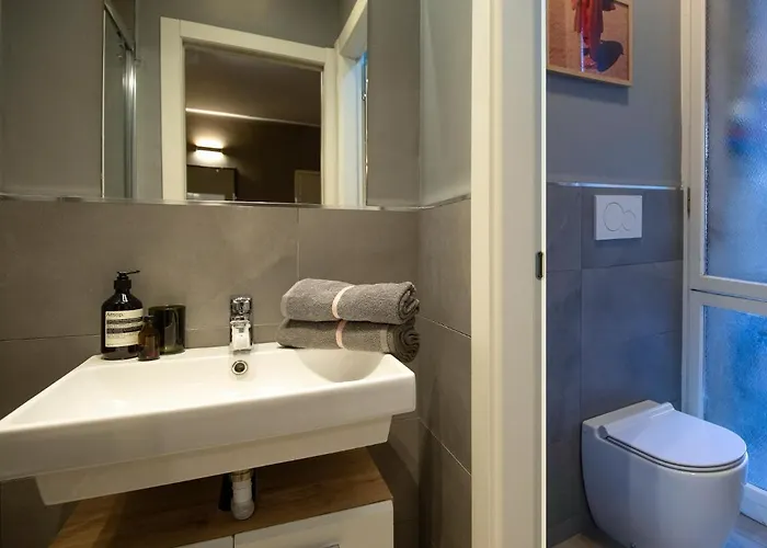 Quiet & Stylish Flat 2 Min Metro Fast Wi-fi Apartman *