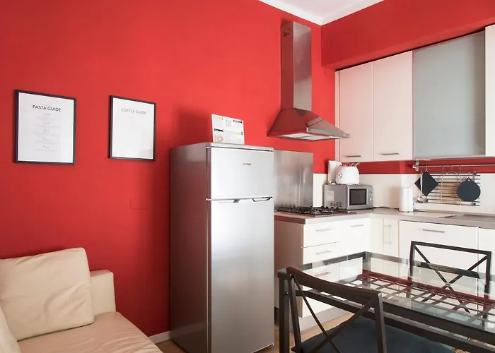 Youhosty - Corso Ticinese 78 *