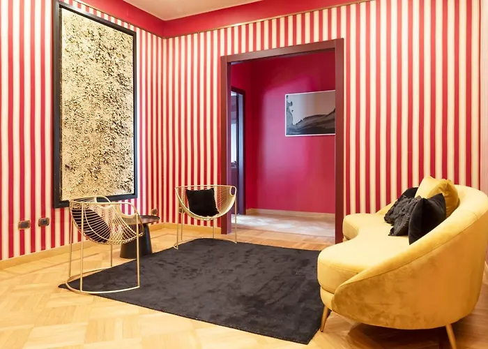 Apartamento An Elegant Vacation Near Duomo Milan, 2 Bedrooms, 6 Guests *