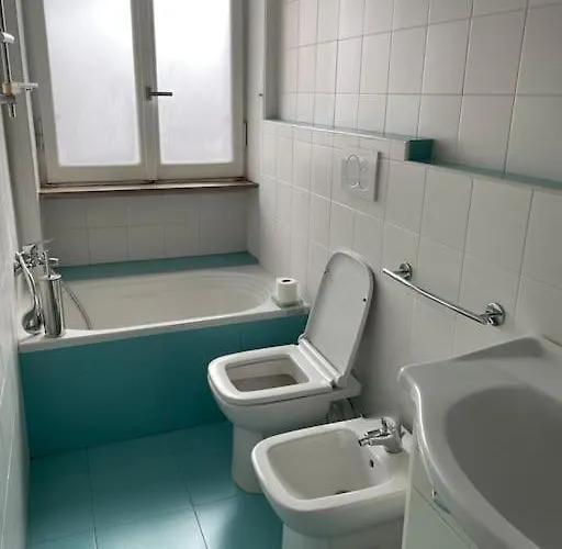 Duomo Walking Distancemodern Flat With Free Wifi Appartement Milaan