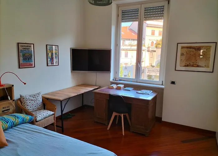 Pensión Stanza In Zona Solari In Incantevole *