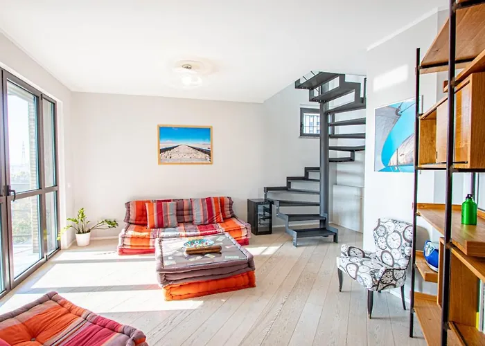 Wolvesdensuite Con Terrazzi E Garage Gratuito