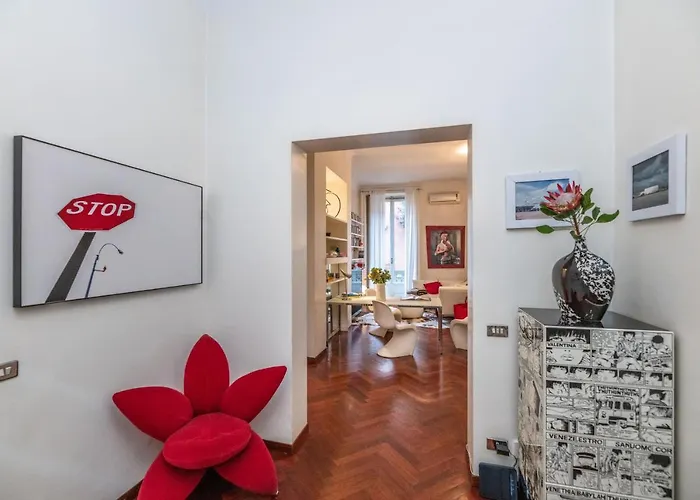 Very In Cadorna Station Area! Excellent If Arrive From Malpensa Airport Milano