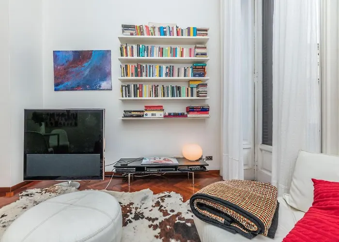 Very In Cadorna Station Area! Excellent If Arrive From Malpensa Airport *