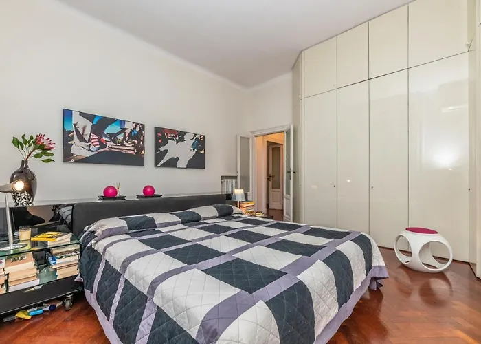 Very In Cadorna Station Area! Excellent If Arrive From Malpensa Airport Apartament
