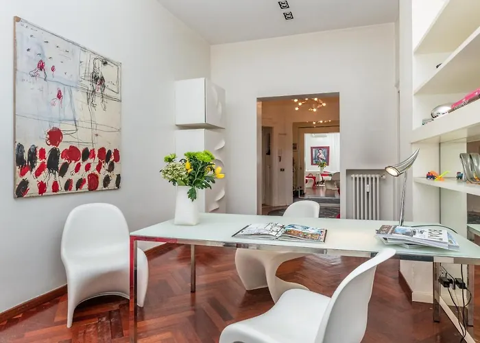 Very In Cadorna Station Area! Excellent If Arrive From Malpensa Airport *