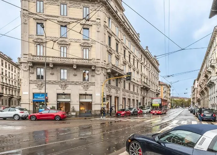 Very In Cadorna Station Area! Excellent If Arrive From Malpensa Airport * Mediolan