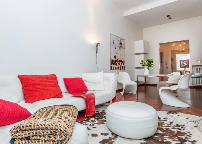 Very In Cadorna Station Area! Excellent If Arrive From Malpensa Airport