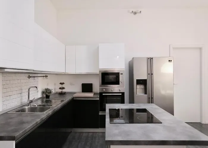 Trend Vicio La Metro Maciacchini Moderni Wi Fi Gratuito Nuova Gestione Apartment