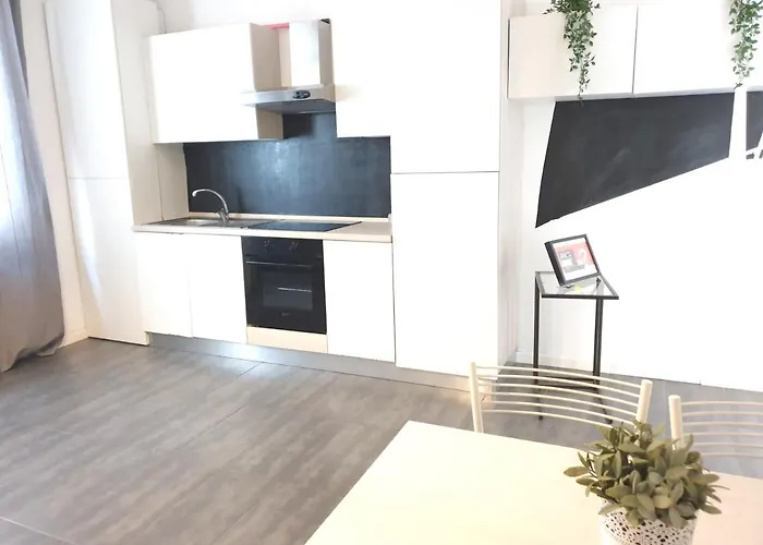 Trend Vicio La Metro Maciacchini Moderni Wi Fi Gratuito Nuova Gestione