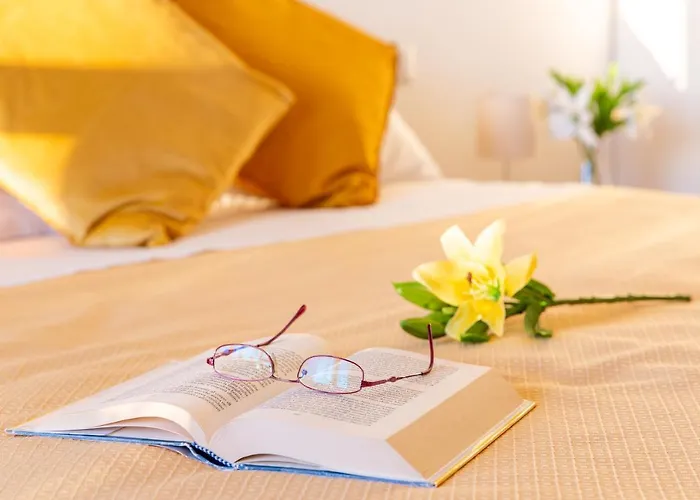 Rent - Stylish House Free Wifi-parking-airport Apartmán