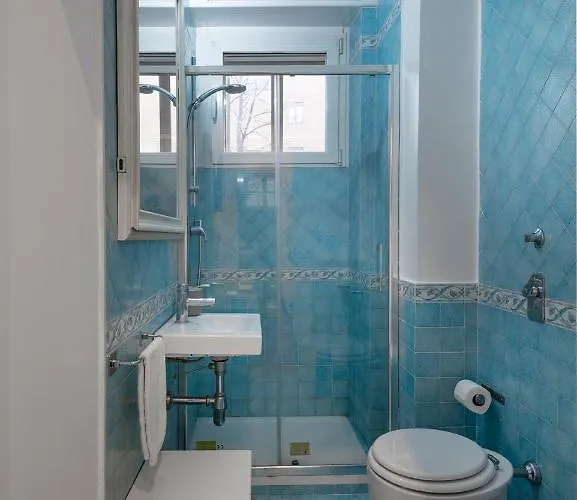 Design District- Navigli Mini Via Tortona 66 *