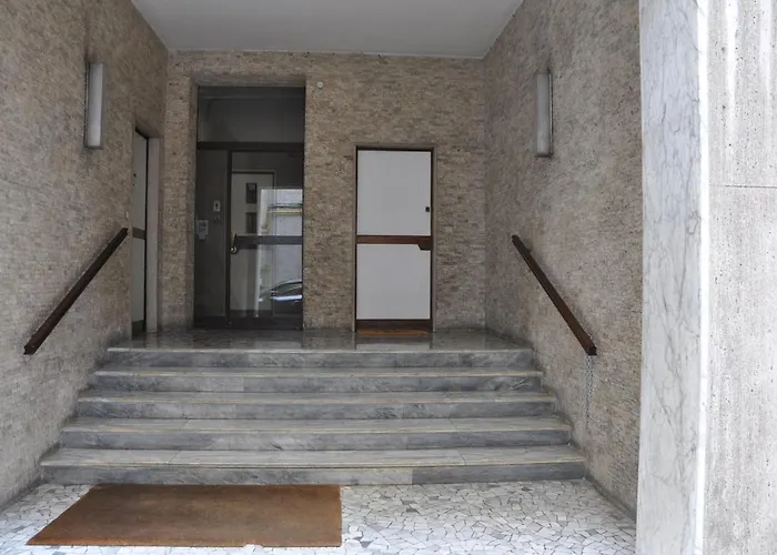 C - Design Bilo -m3- 8 Min Dal Duomo Διαμέρισμα *