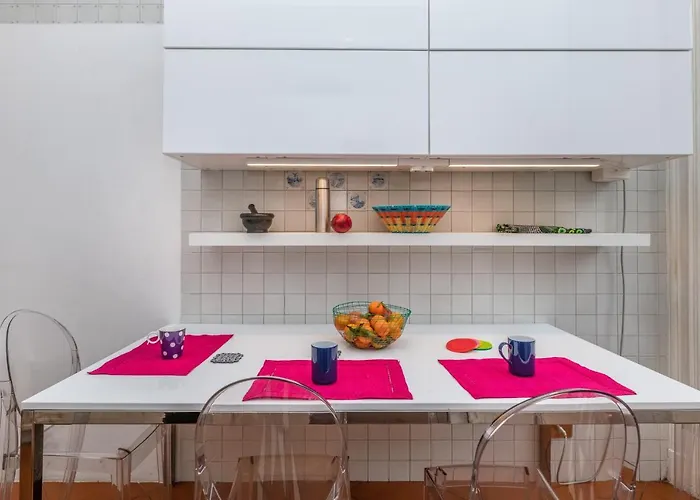 Very In Cadorna Station Area! Excellent If Arrive From Malpensa Airport *