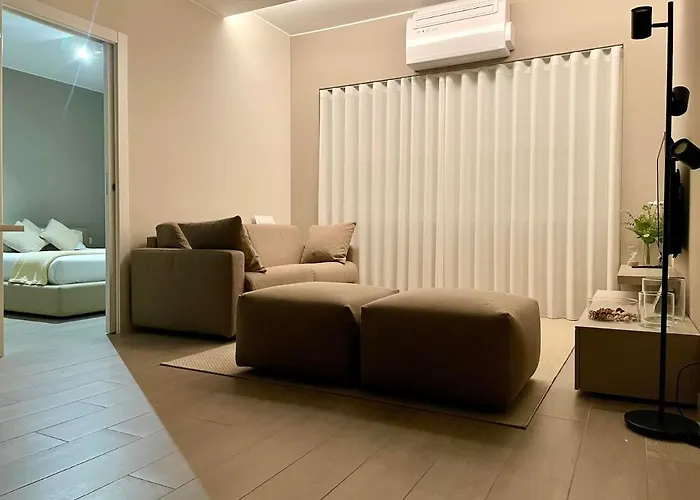 New High Quality In The Center Of *