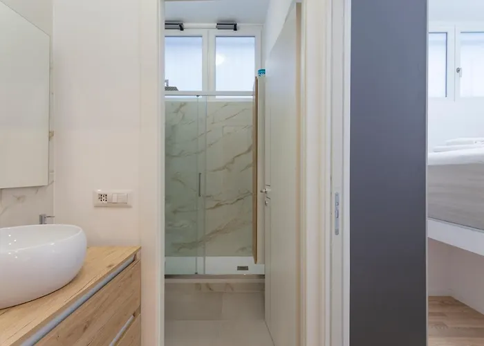 I Host - Val Strona 6 公寓 米兰