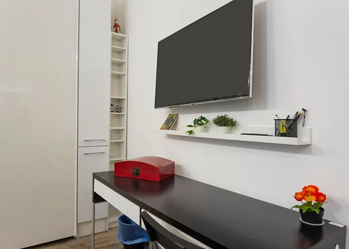 Lovely Flat - Orti 16 アパート