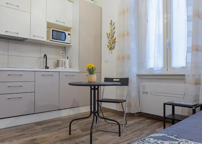 Lovely Flat - Orti 16 アパート ミラノ