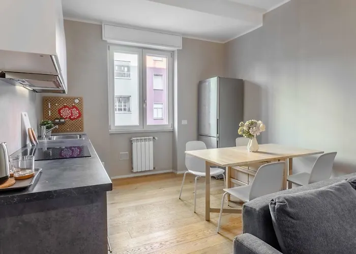 Joivy Charming Flat With Desk アパート ミラノ