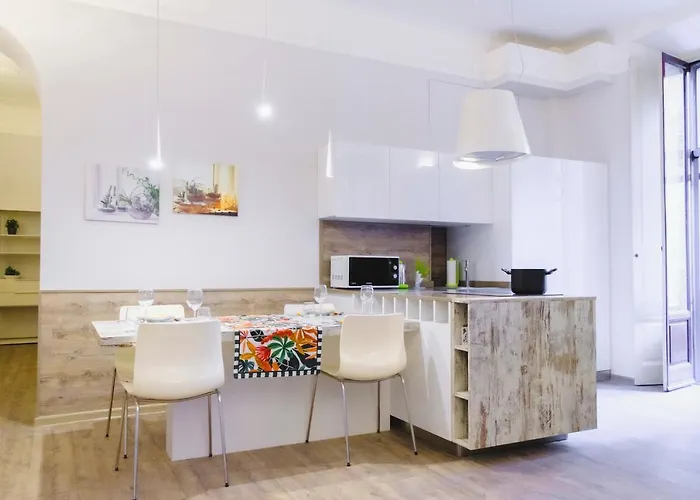 Guesthost - Book Now! Corso Buenos Aires & Loreto M1 Apartment *