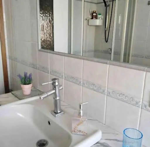 Lovely Flat, Super Connected To The Centre,wifi,4p