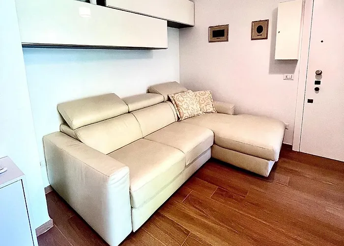 Studi M4 Subway Linate, Center 10 Min, Luminoso Full Optional Wi-fi *
