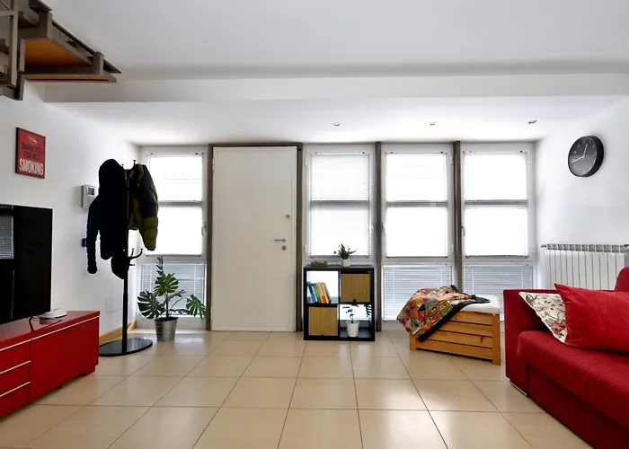 아파트 Loft Ristrutturato Vicino M4 Argonne - San Benigno