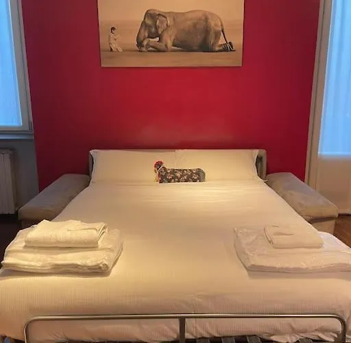 Cozy Flat Mins Walk To Navigli And Metro Porta Genova ميلان