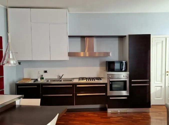 Cozy Flat Mins Walk To Navigli&metro Porta Genova Milano