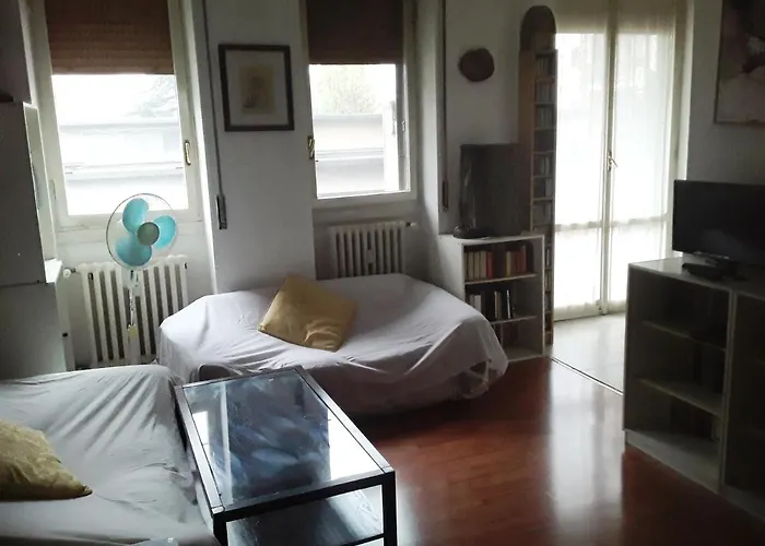 Camera A Zona Nolo Cimiano *