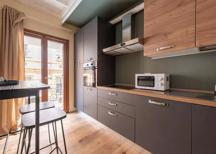 We - Tadino House - Porta Venezia, * Milán