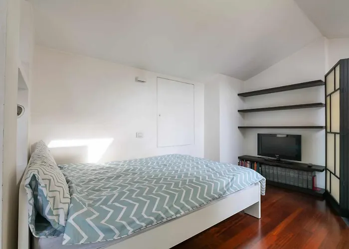 Npa20 Luxury Large In Navigli District Apartmán *