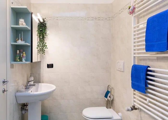 Gorla Skyline - Floor Milan