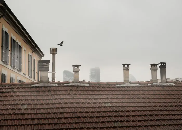 Urbino Luminoso E Apartment Milan