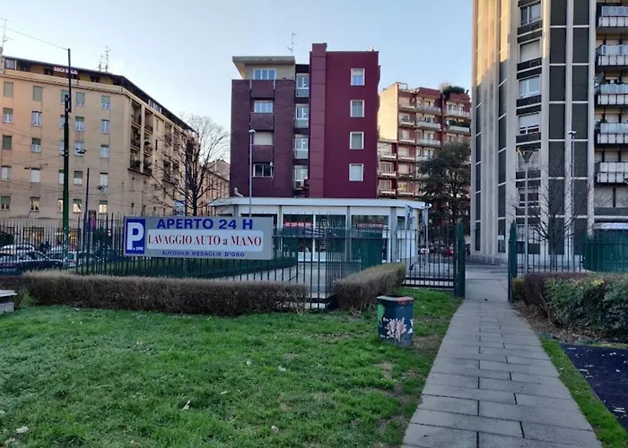 Glamour Liberty Sabotino38 Apartament Mediolan