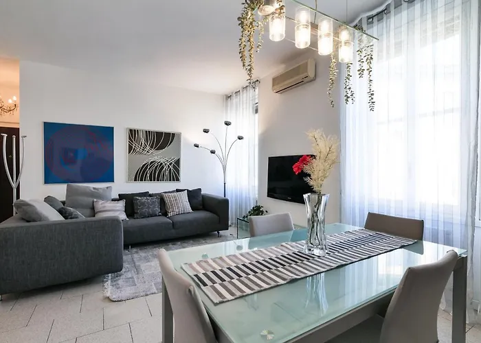 Primopiano - Battaglia A Apartamento