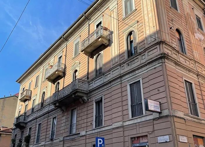 Cozy Flat Mins Walk To Navigli And Metro Porta Genova شقة *