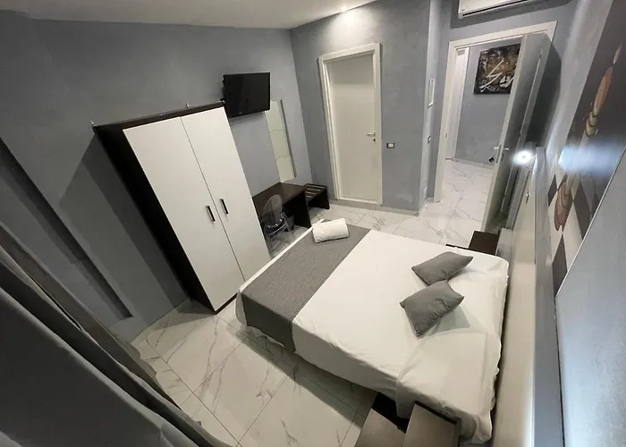 Lion University&youth 2 *