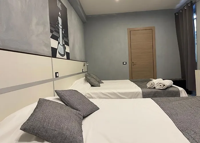 Lion University&youth 2 * Milano