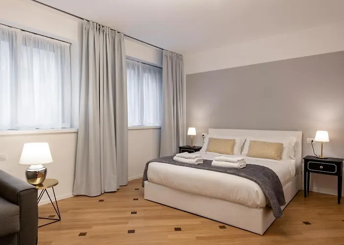 ミラン ロイヤル スイーツ セントロ ドゥオーモ ミラノ