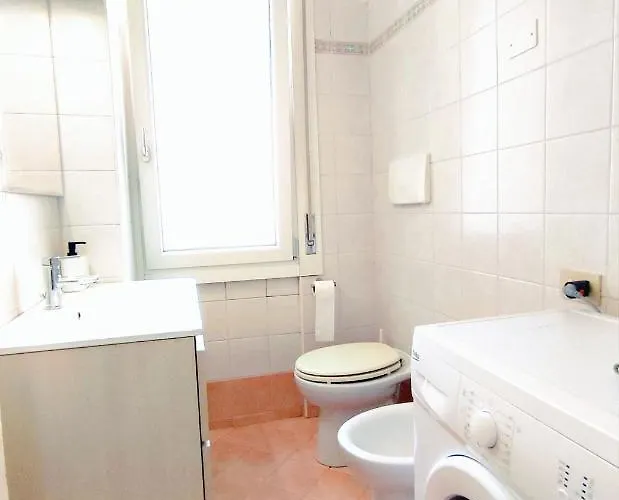 Cozy Appartament Near The Bovisa Polytechnic Station 밀라노