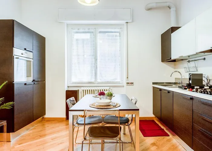 Free Park, Duomo-porta Venezia A 15 Minuti Milan