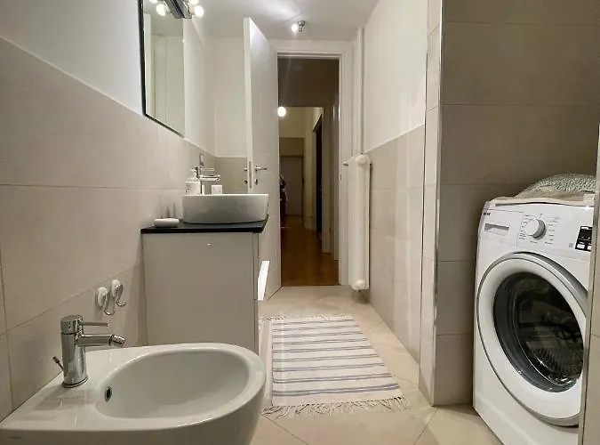 Апартаменты Easy Italy Balcony *