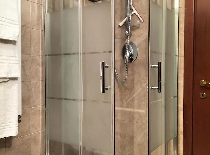 Big Bright Flat In Close To Loreto Square Apartman *