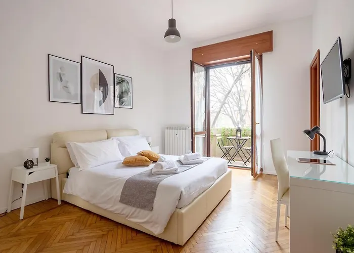 A 10 Min Dal Duomo - Trilocale Moderno Con 3 Letti E 2 Bagni In Citta Studi Милан