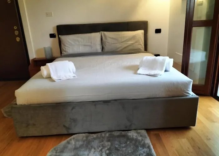 Apartmán Big Bright Flat In Close To Loreto Square Milán