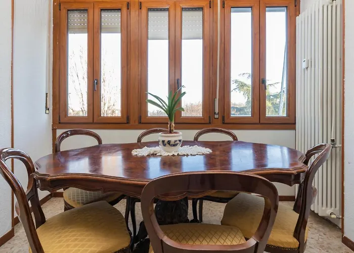 I Host - Ande 12 Mailand