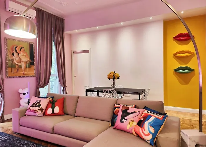 Designed Pop 2 Bedrooms, 2 Baths In Center - Wifi, Ac, Steps From Subway M1 And M2, Station And Airport Connected شقة ميلان